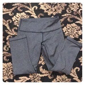 Lululemon heather gray crop leggings